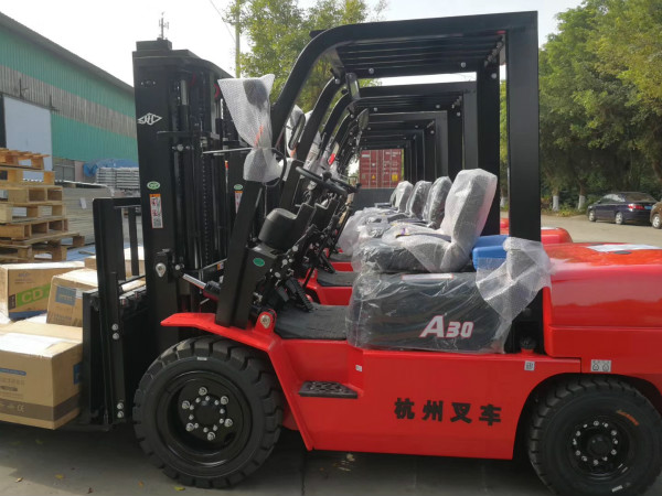 叉車轉向沉重？叫你這些方法排除！
